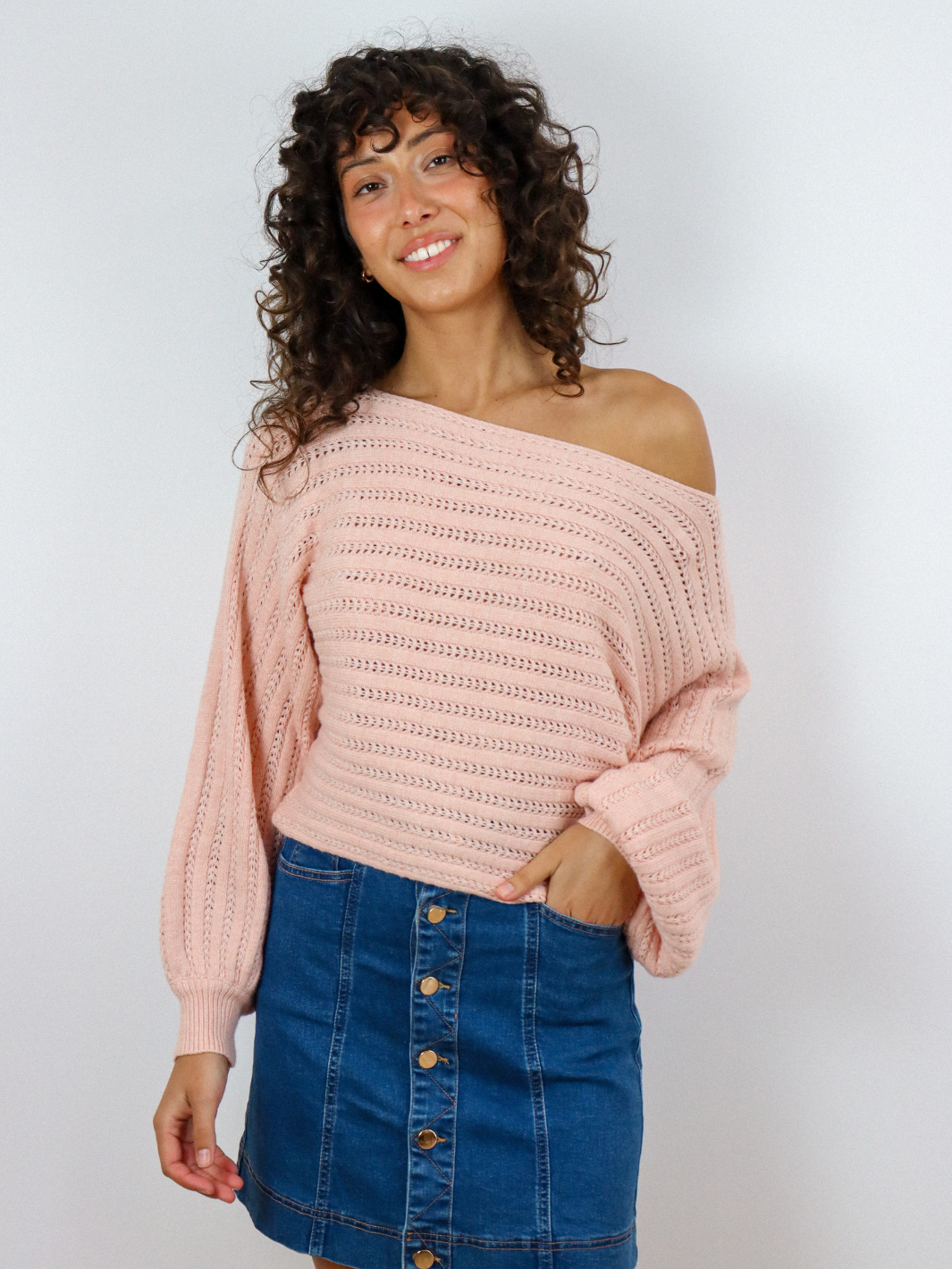 BEES KNEES 2 - Image 5